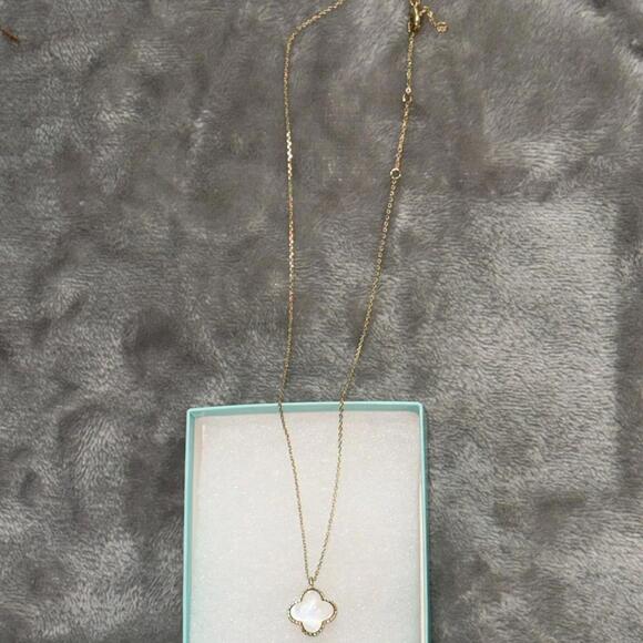 Park Lane Gold-Tone Mother of Pearl Clover Pendant Necklace - Picture 4 of 5